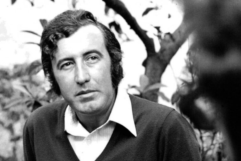 Adriano Correia de Oliveira