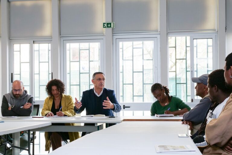 Reunião com moradores da Quinta da Parvoíce - Espaço NBNC Bela Vista
