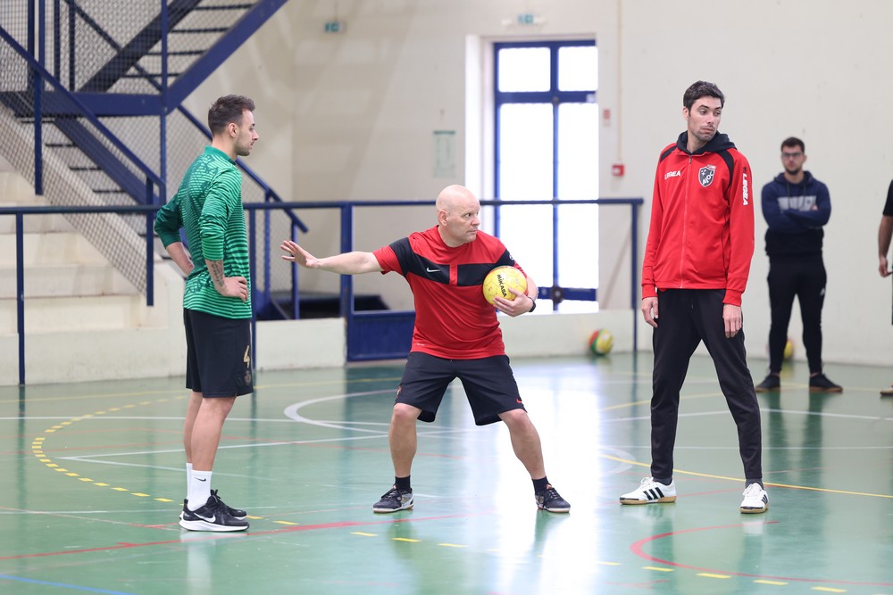 Selecionador Jorge Braz dá aula em Setúbal