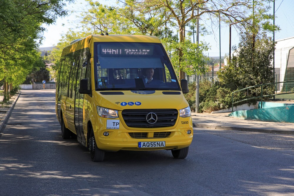 Entrada em funcionamento da Circular de Azeitão reforça o serviço de transporte público rodoviário desta freguesia