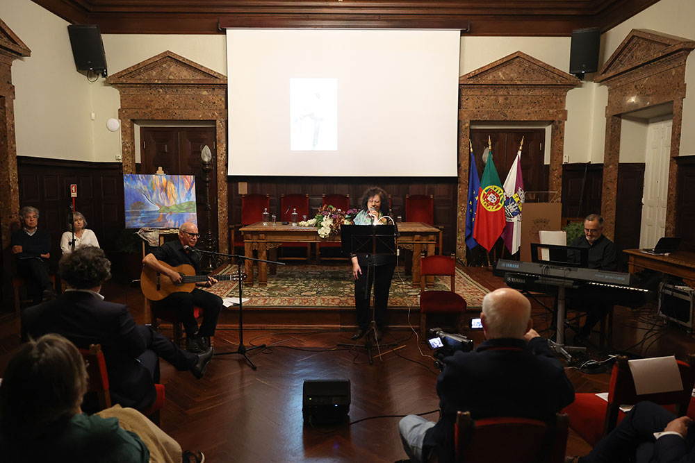 Grupo musical e-Vox atuou na apresentação do filme "Itinerário - O meu caminho até Sebastião da Gama, no Salão Nobre dos Paços do Concelho