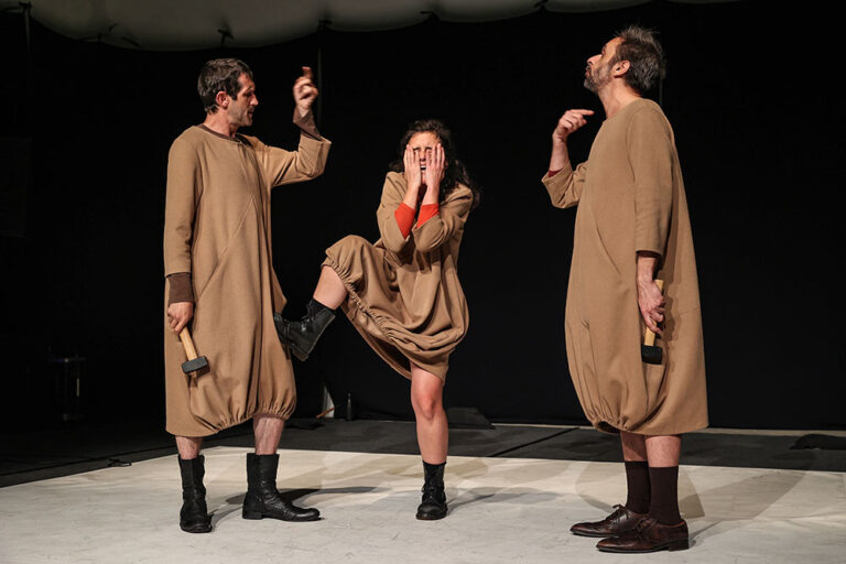 Dia Mundial do Teatro | Antígona 3 por 3,5 | Chapitô