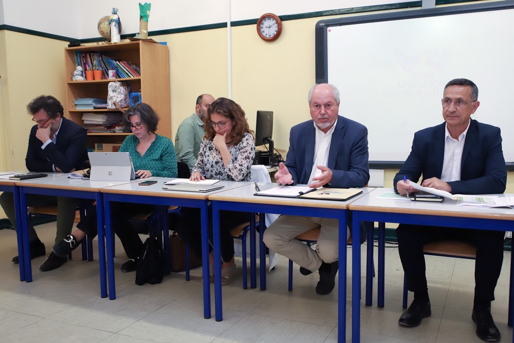 "Ouvir a População, Construir o Futuro" | reunião na Escola Básica de Brejos do Clérigo - Azeitão