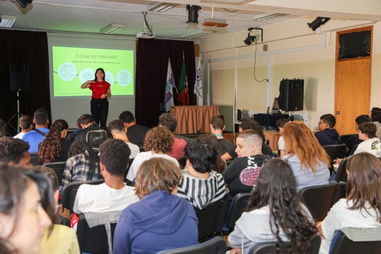Joana Guerra Tadeu conduziu ação de sensibilização sobre alterações climáticas