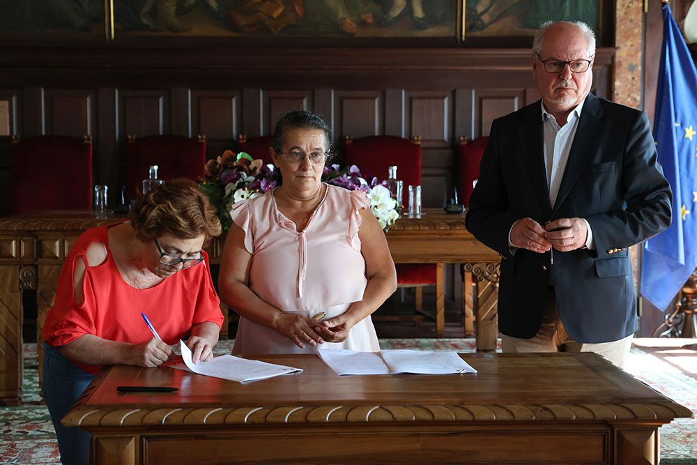 Presidente da Câmara, André Martins, na assinatura do Acordo Coletivo de Empregador Público com o Sindicato dos Trabalhadores em Funções Públicas e Sociais do Sul e Regiões Autónomas