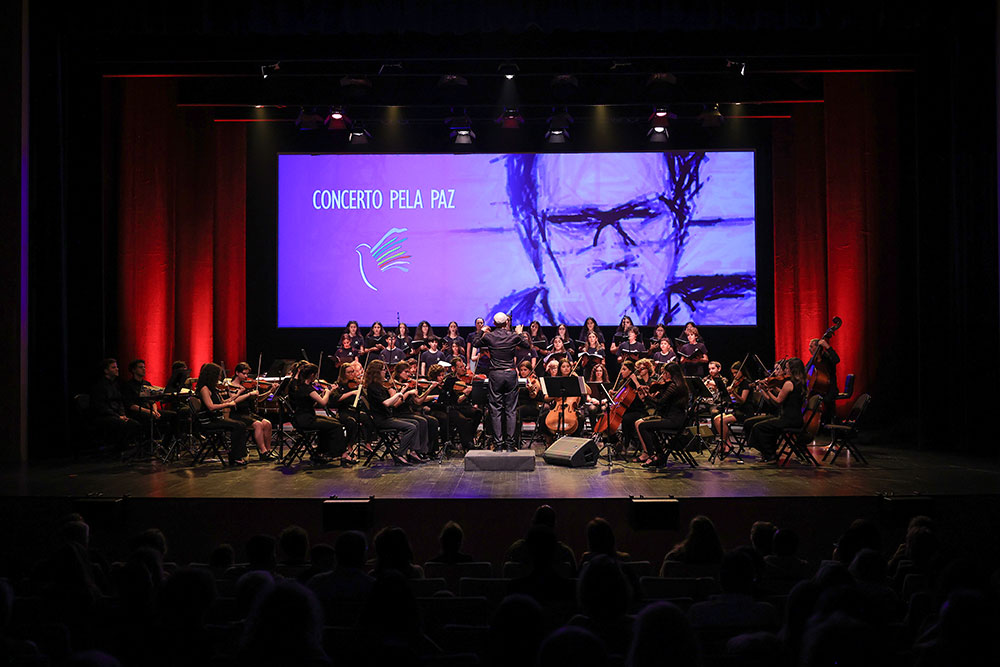 Concerto pela Paz - Zeca Tocado por Miúdos - Conservatório Regional e Academia de Dança Contemporânea de Setúbal