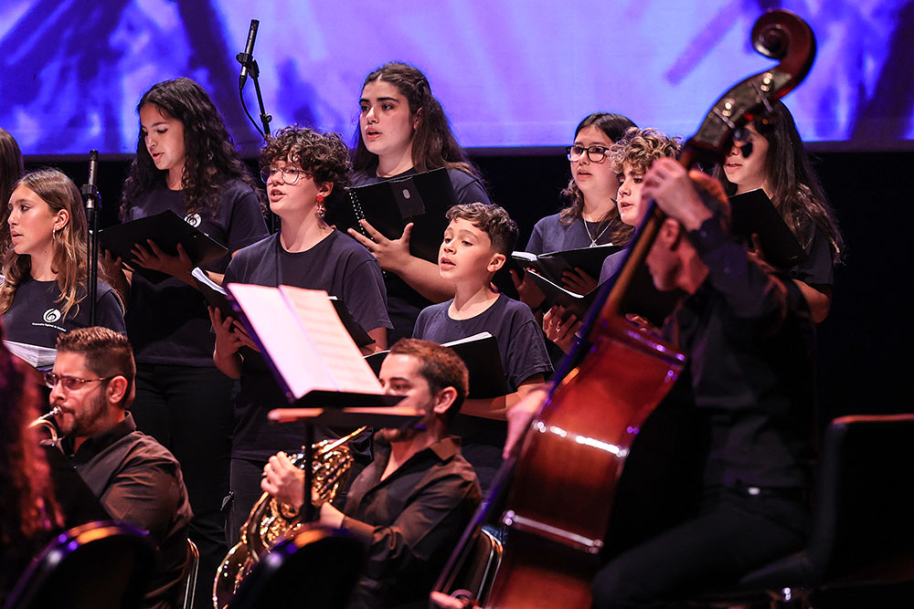 Concerto pela Paz - Zeca Tocado por Miúdos - Conservatório Regional e Academia de Dança Contemporânea de Setúbal