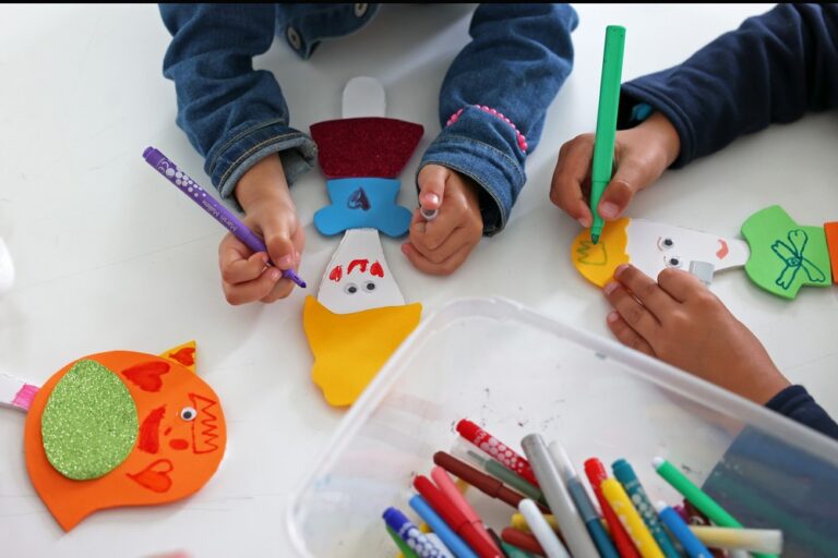 Arquivo Municipal de Setúbal - Semana Internacional dos Arquivos - atividades com várias escolas