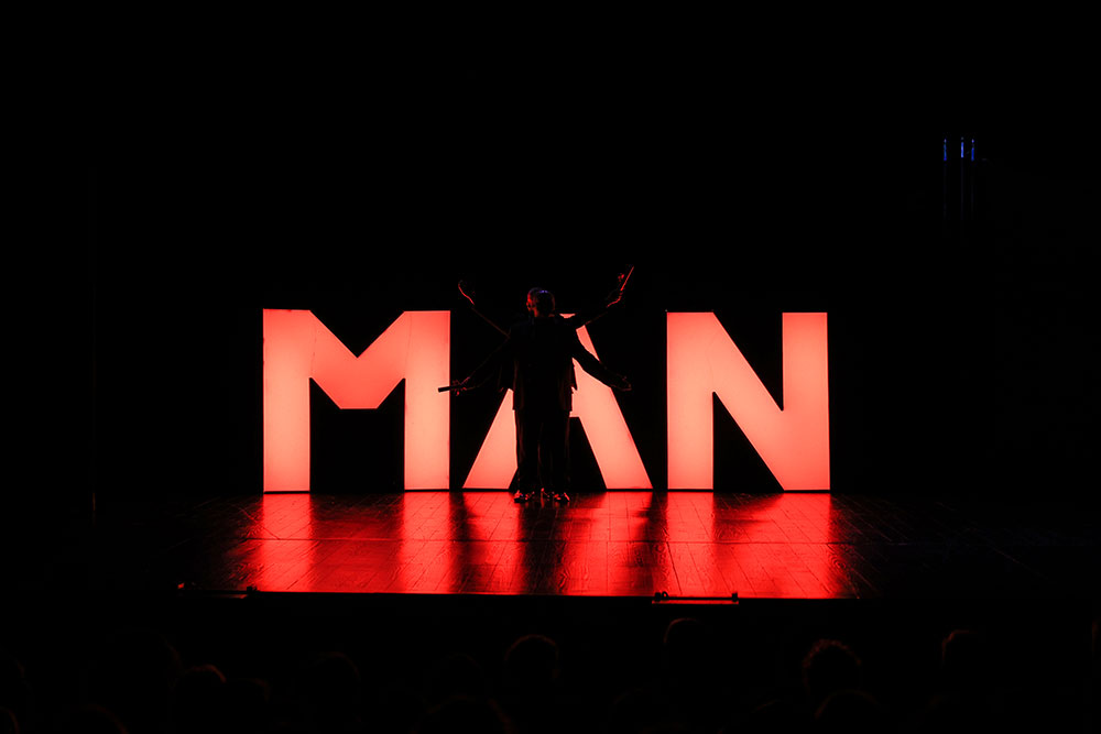 'Faz-te Homem', comédia teatral com João Didelet e António Machado no Fórum Municipal Luísa Todi