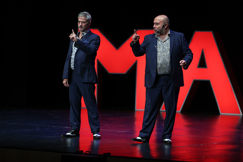 'Faz-te Homem', comédia teatral com João Didelet e António Machado no Fórum Municipal Luísa Todi