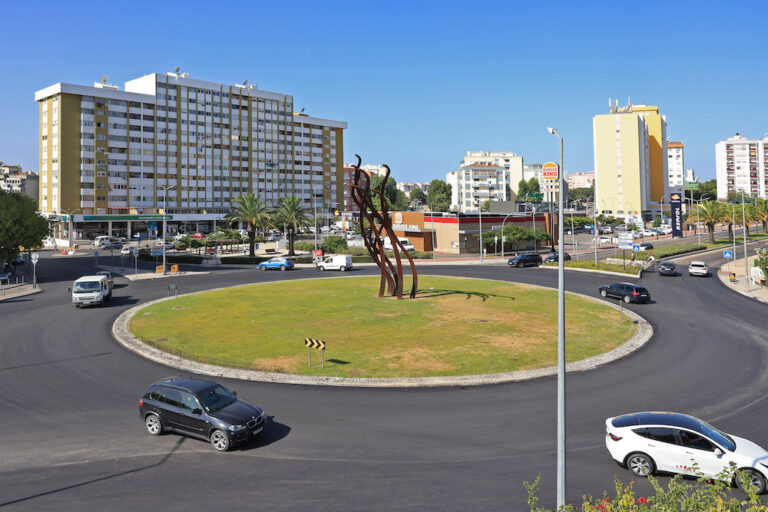 Repavimentação da Rotunda do Zéfiro