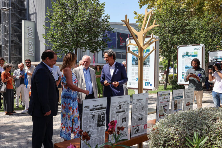 50 Anos de Expresso – inauguração de exposição e de peça de arte urbana