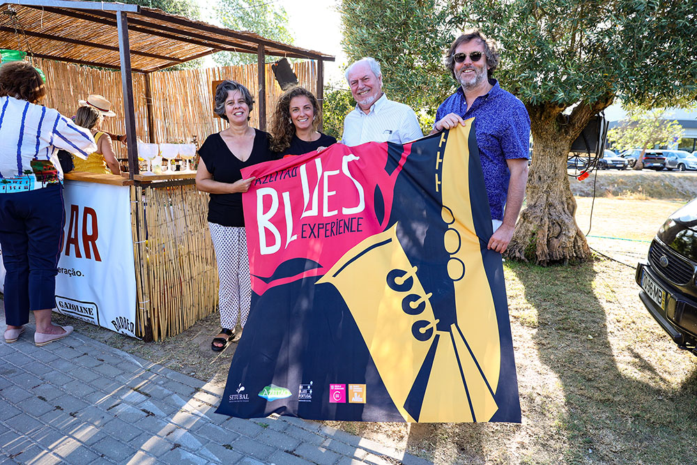 Presidente da Câmara, vice-presidente e vereador da Cultura, André Martins, Carla Guerreiro e Pedro Pina, e presidente da Junta de Freguesia de Azeitão, Sónia Paulo, na segunda edição do Azeitão Blues Experience, no Azeitão Bacalhôa Parque
