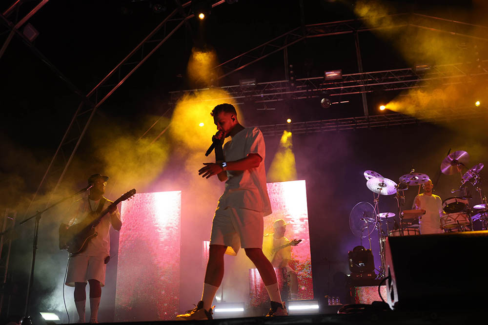 Slow J em concerto numa das noites mais concorridas da Feira de Sant'Iago 2023