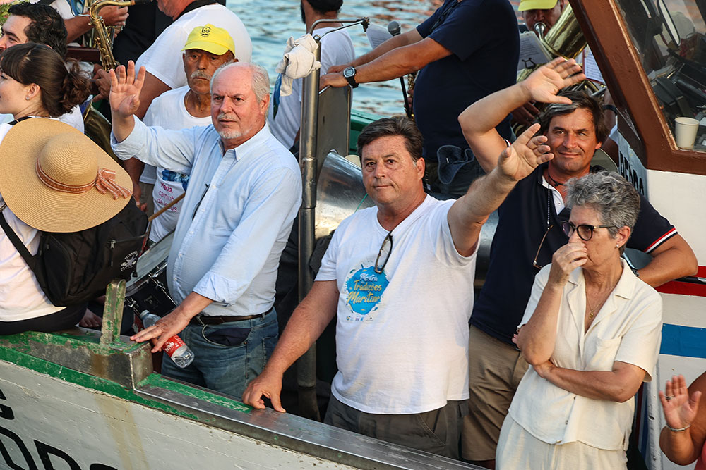 Festas de Nossa Senhora do Rosário de Troia - círio fluvial de regresso a Setúbal
