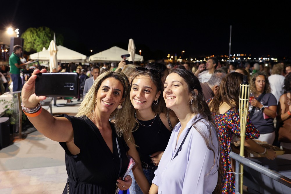 Receção à comunidade educativa 2023, na Praia da Saúde