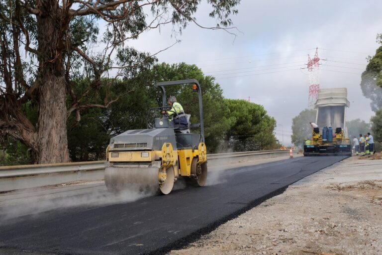 Repavimentação da Estrada de Poçoilos
