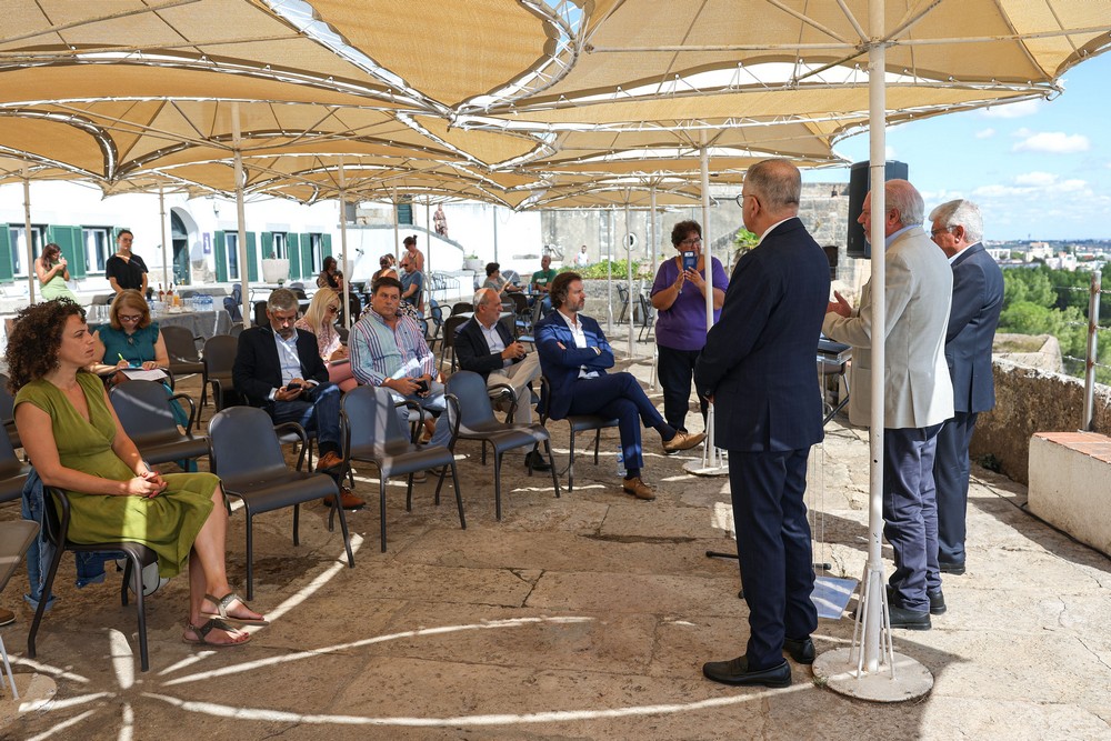 Travessia fluvial do Sado - Setúbal Troia | Conferência de imprensa conjunta dos presidentes das câmaras municipais de Grâncola, António Figueira Mendes, de Setúbal, André Martins, e de Alcácer do Sal, Vítor Proença