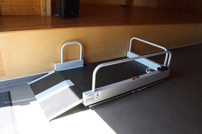 Auditório Bocage melhora acessibilidades