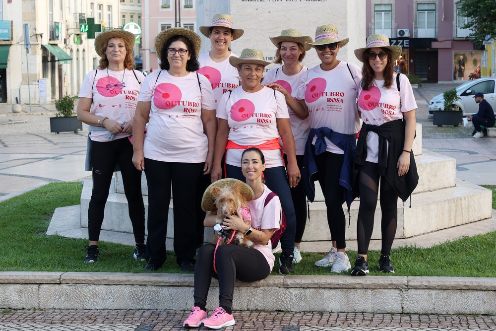 Caminhada solidária de prevenção do cancro da mama