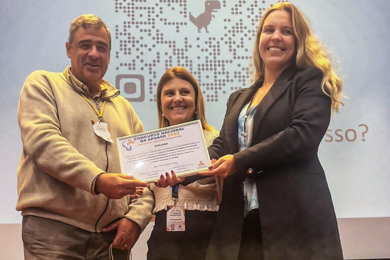 AnimArq - Menção Honrosa - Concurso Nacional de Projetos de Promoção e Desenvolvimento da Animação Sociocultural