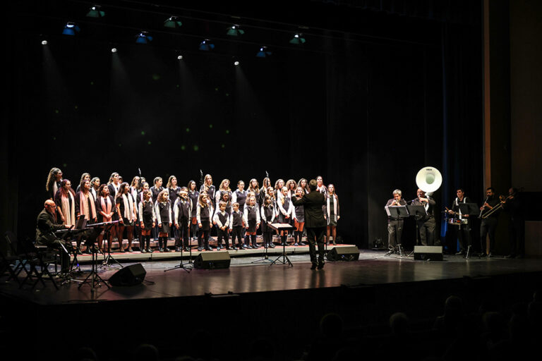 Concerto do 44.º aniversário do Coral Infantil de Setúbal - Atuação do Coral Infantil de Setúbal com a South River Jazz Band