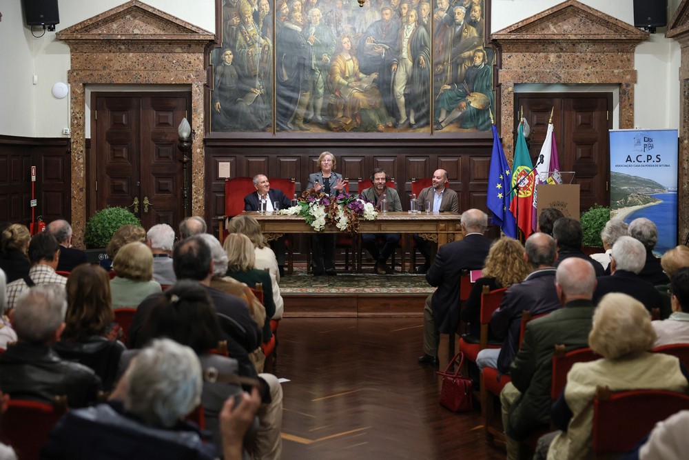 Homenagem a Maria Adelaide Rosado Pinto