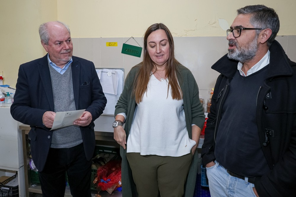 Câmara doa bens alimentares no valor de 1200 euros à CASA