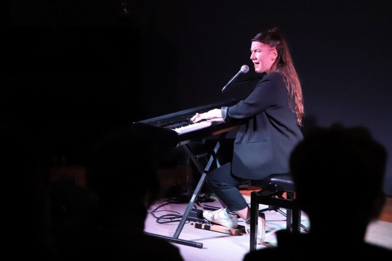 Kathryn Joseph em concerto na Casa da Cultura