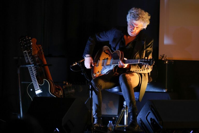 13º Círculo de Jazz - Tó Trips Trio - concerto de lançamento do festival