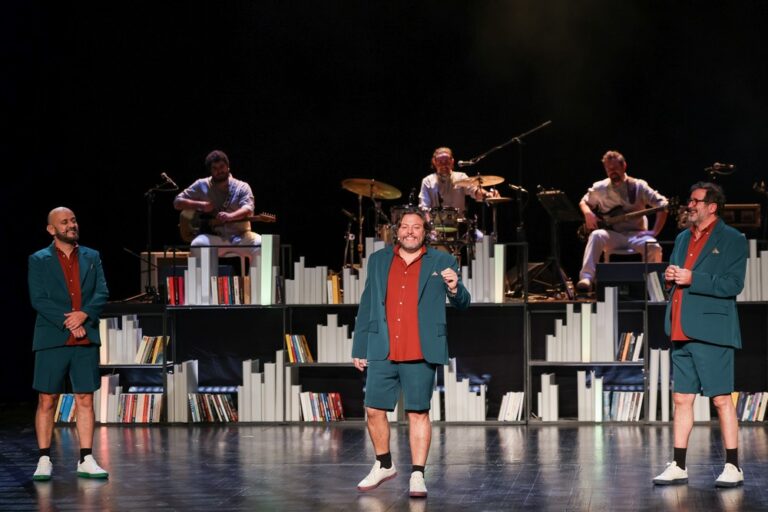 Commedia a La Carte | A Divina Comédia - com César Mourão