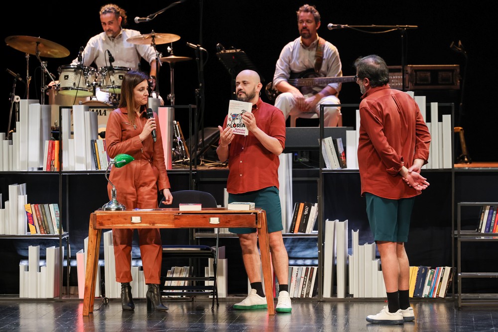 Commedia a La Carte | A Divina Comédia - com César Mourão