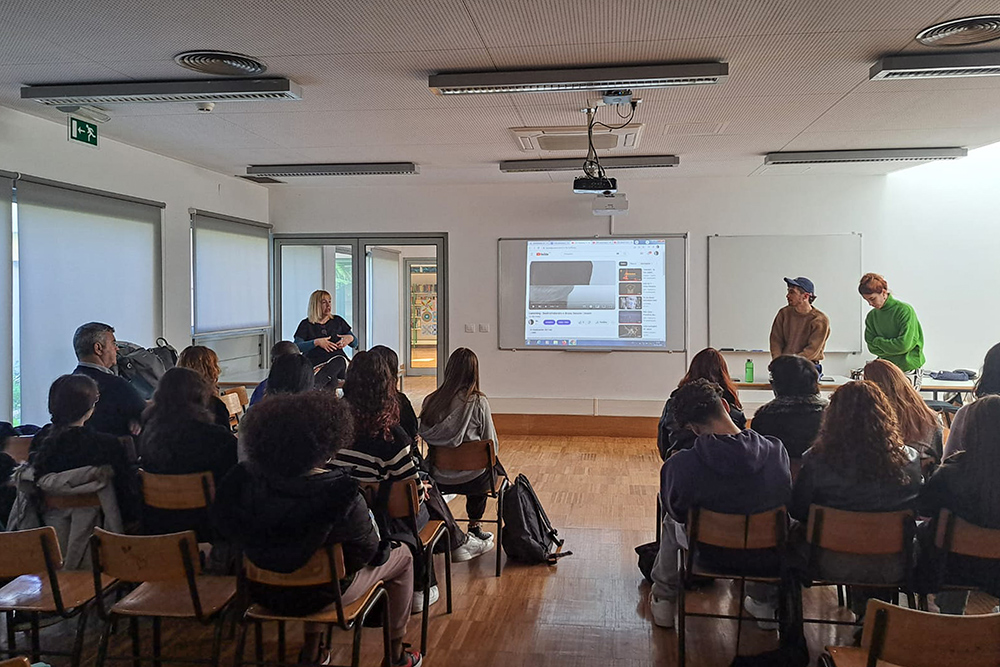 Bolsas de Criação Artística - residência artística do projeto Vanishing - Escola Secundária D. João II