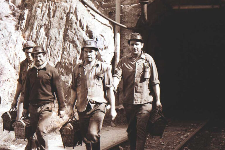 Aljustrel - 100 anos, do fundo à superfície