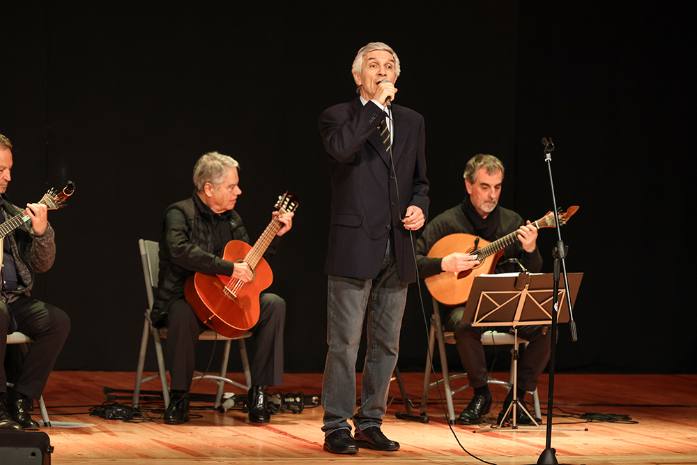 Venham Mais Vinte e Cincos | Comemorações dos 50 Anos do 25 de Abril - Concerto 37.º Aniversário da viagem de Zeca Afonso