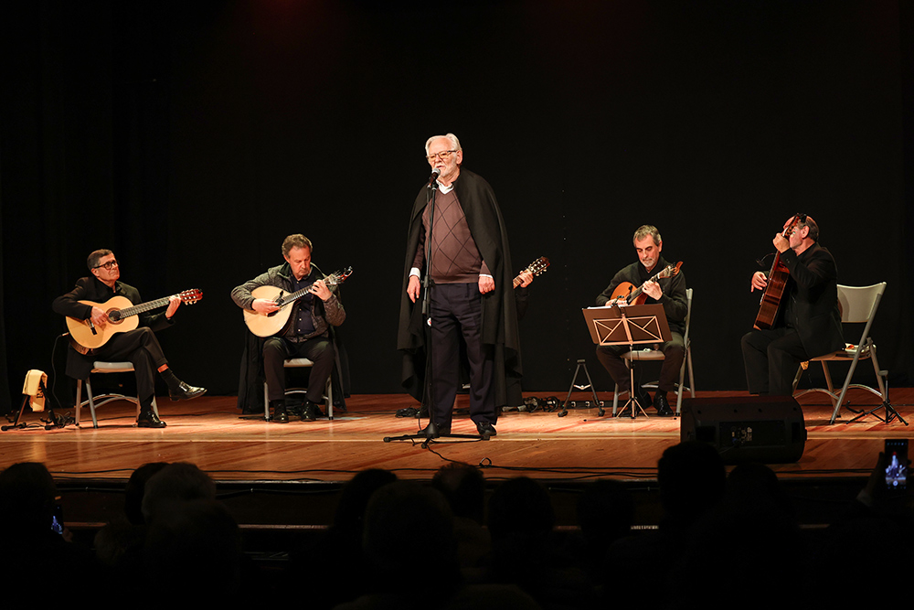 Venham Mais Vinte e Cincos | Comemorações dos 50 Anos do 25 de Abril - Concerto 37.º Aniversário da viagem de Zeca Afonso