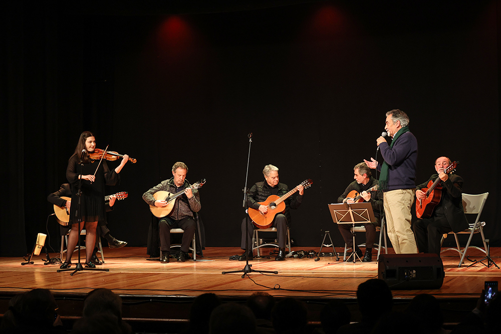 Venham Mais Vinte e Cincos | Comemorações dos 50 Anos do 25 de Abril - Concerto 37.º Aniversário da viagem de Zeca Afonso