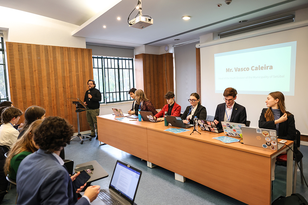 Futuro europeu debatido no "Setúbal 2024 Regional Selection Conference – European Youth Parliament"