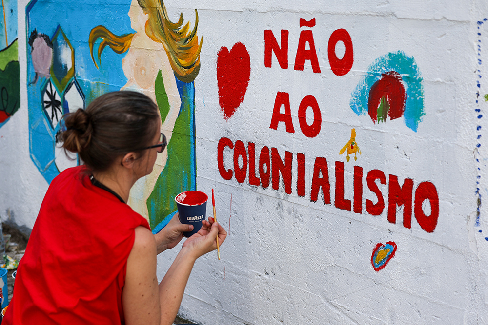 25 de Abril e Março Mulher - Pintura de mural Liberdade, Querida Liberdade