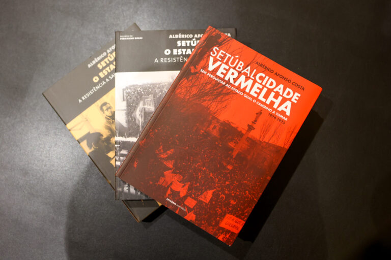 Investigações históricas de Albérico Afonso sobre Setúbal, o Estado Novo e o 25 de Abril passaram a integrar arquivos das bibliotecas escolares do concelho