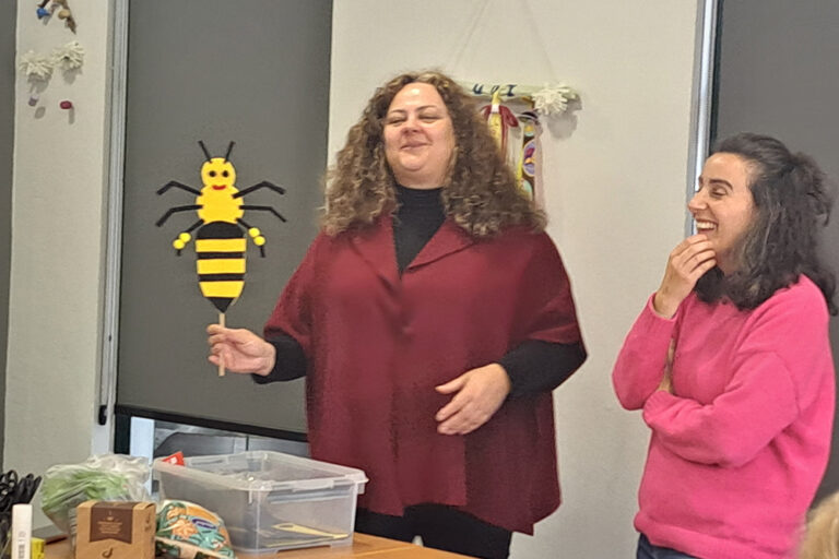 Ação de formação "Queres comer? Pergunta à abelha" capacita professores