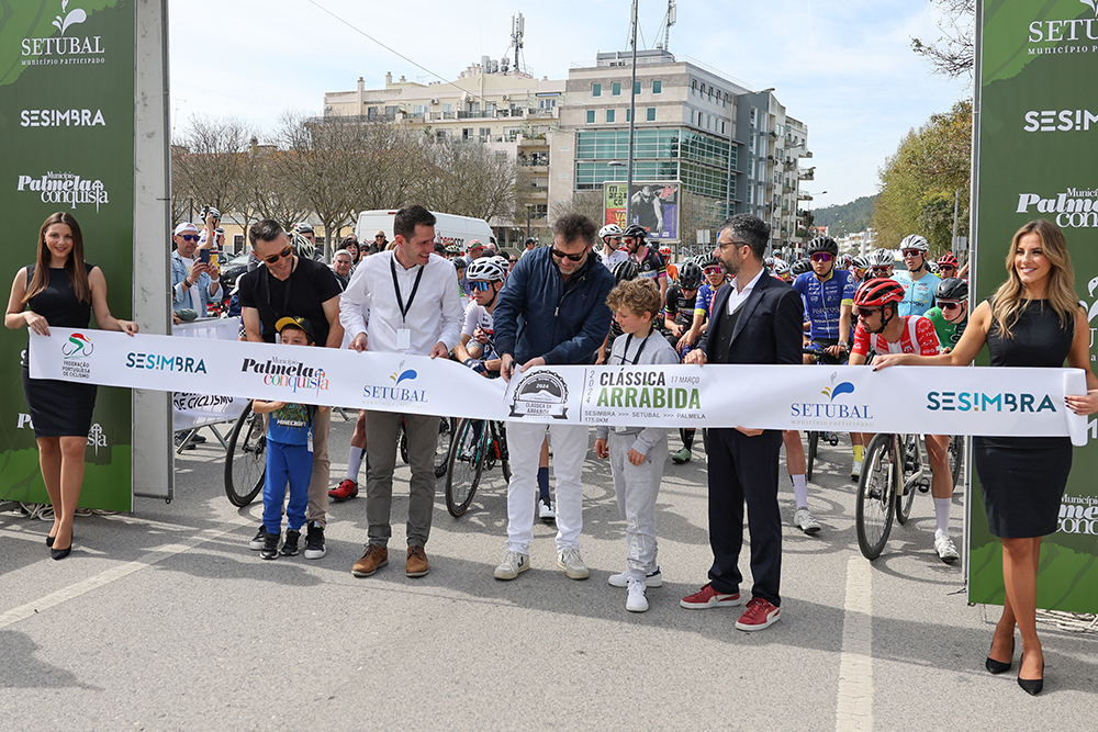 O vereador Pedro Pina cortou a fita na partida simbólica realizada na Avenida Luísa Todi