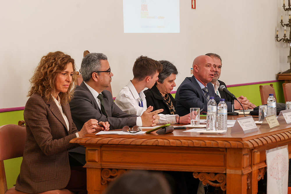 Parlamento dos Jovens - Ensino Secundário - Sessão Distrital