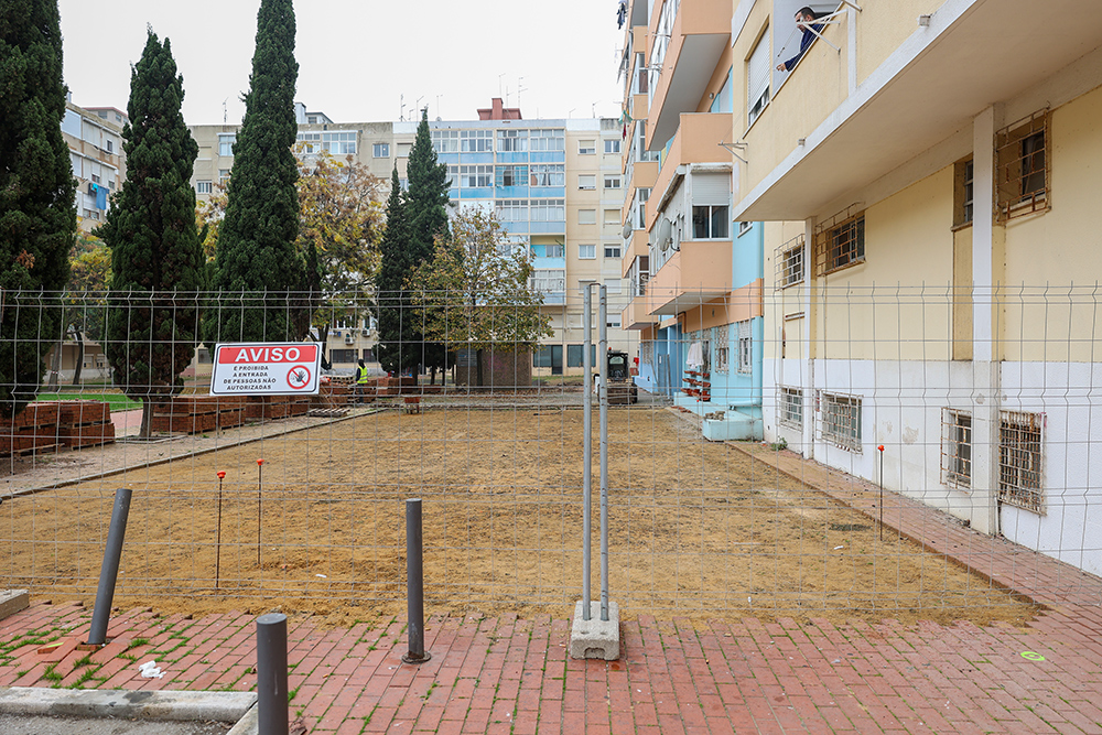 Praceta Quinta do Tavares + Praça do Brasil