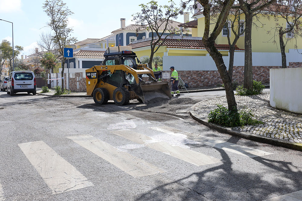 Repavimentações Quinta da Serralheira e Vale Ana Gomes