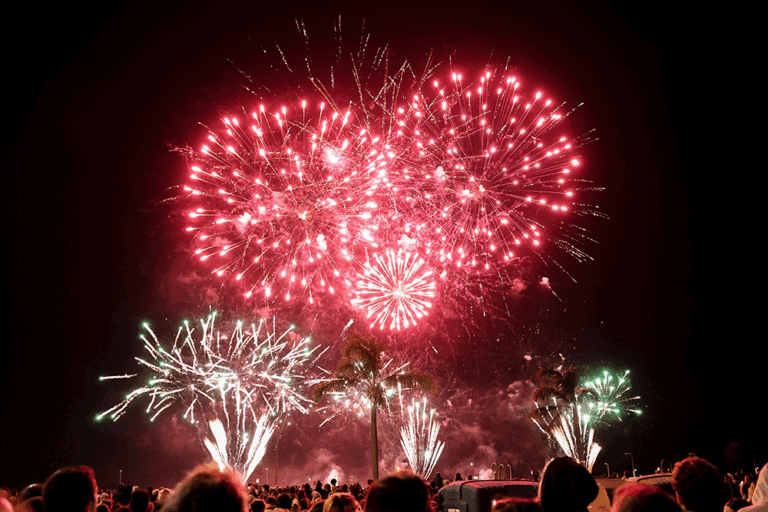 Comemorações dos 50 anos do 25 de Abril - Fogo de artifício na Doca dos Pescadores