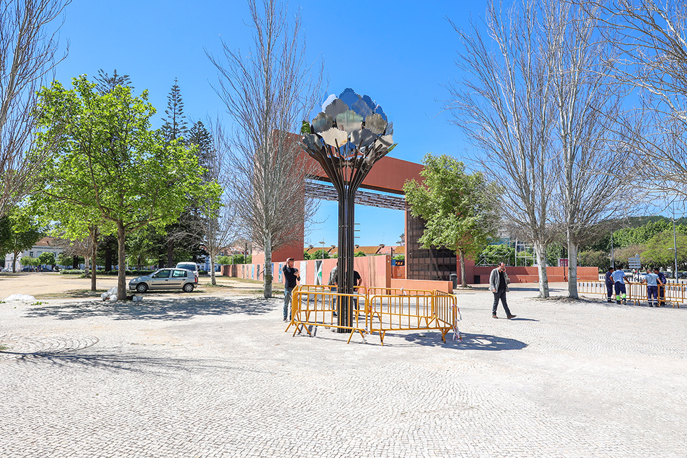 25 de Abril - Instalação da Árvore da Liberdade 2024 (16)