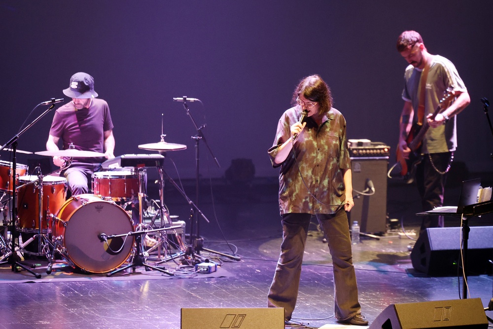 25 de Abril - Concerto Três Tristes Tigres