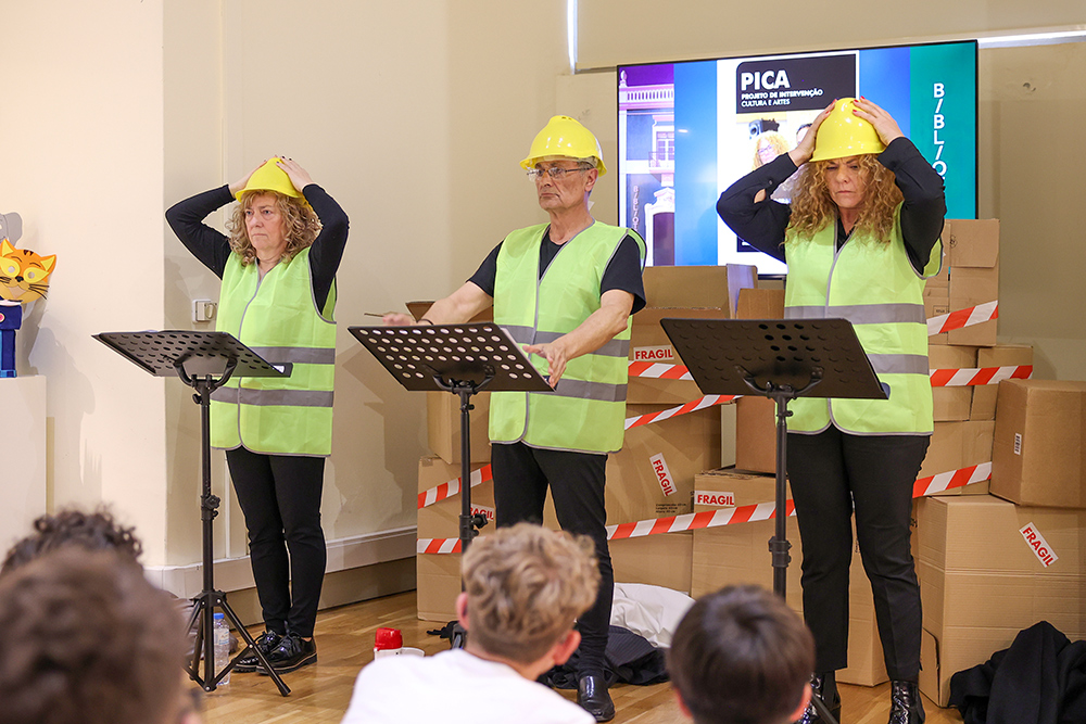 Leituras Encenadas | Chamada Geral