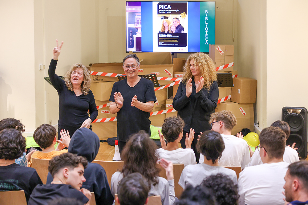 Leituras Encenadas | Chamada Geral